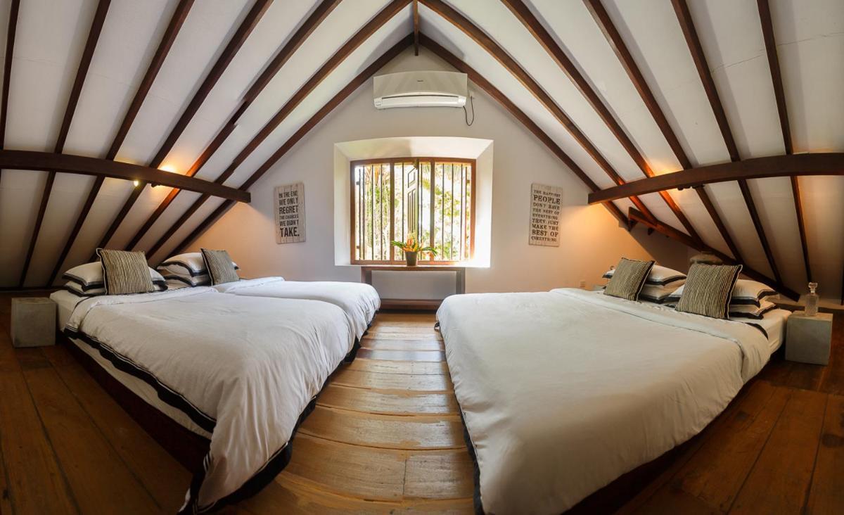 Mo River House Luxury Villa Хиккадува Экстерьер фото