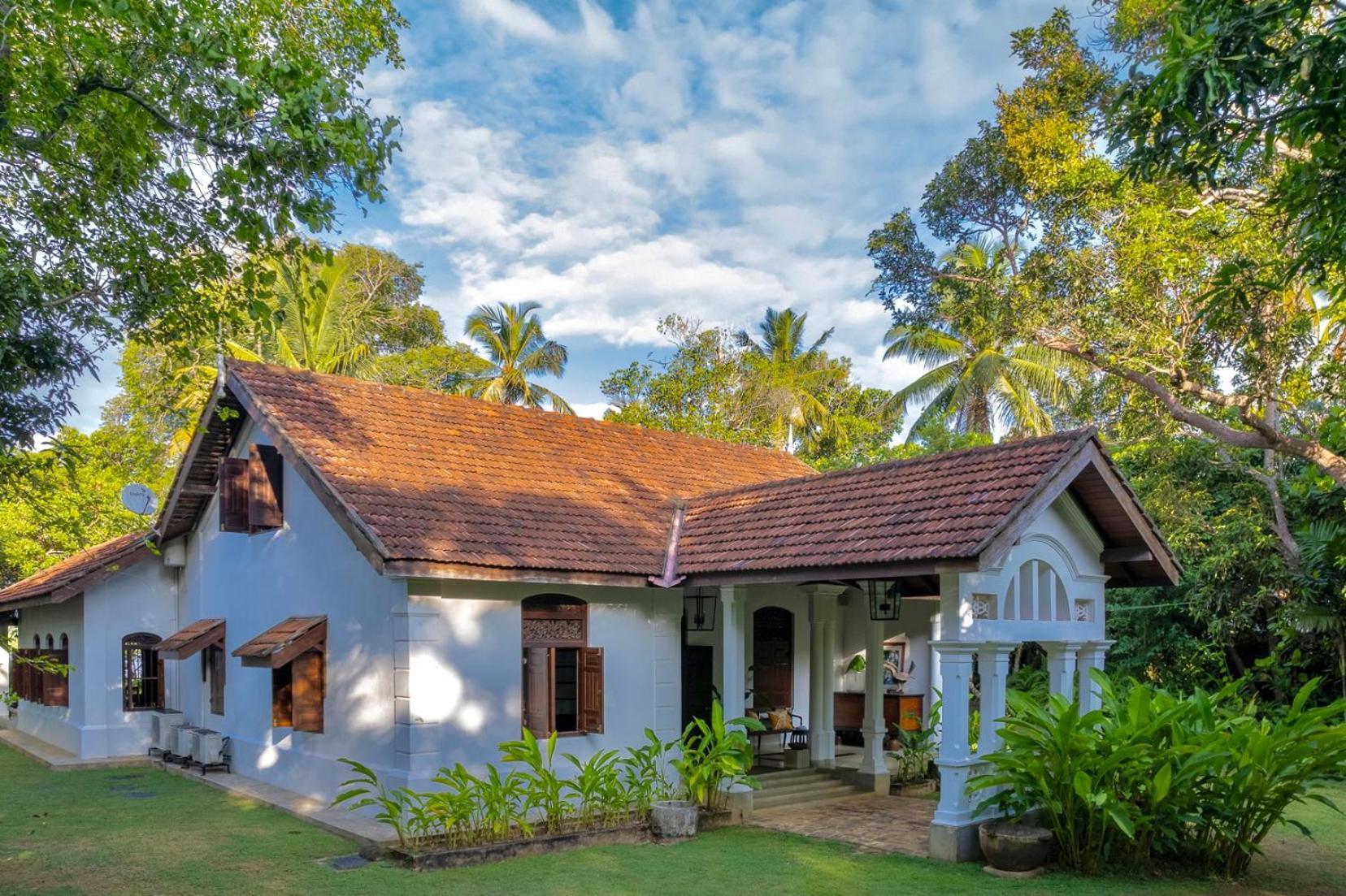 Mo River House Luxury Villa Хиккадува Экстерьер фото